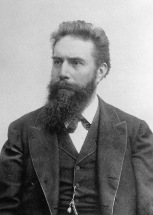 فيلهلم كونراد رونتجن wilhelm conrad roentgen |  جائزة نوبل الأولى فى الفيزياء 1901 م
