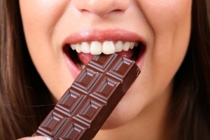 الشيكولاتة مفيدة للقلب وتساعد على تخفيض الوزن